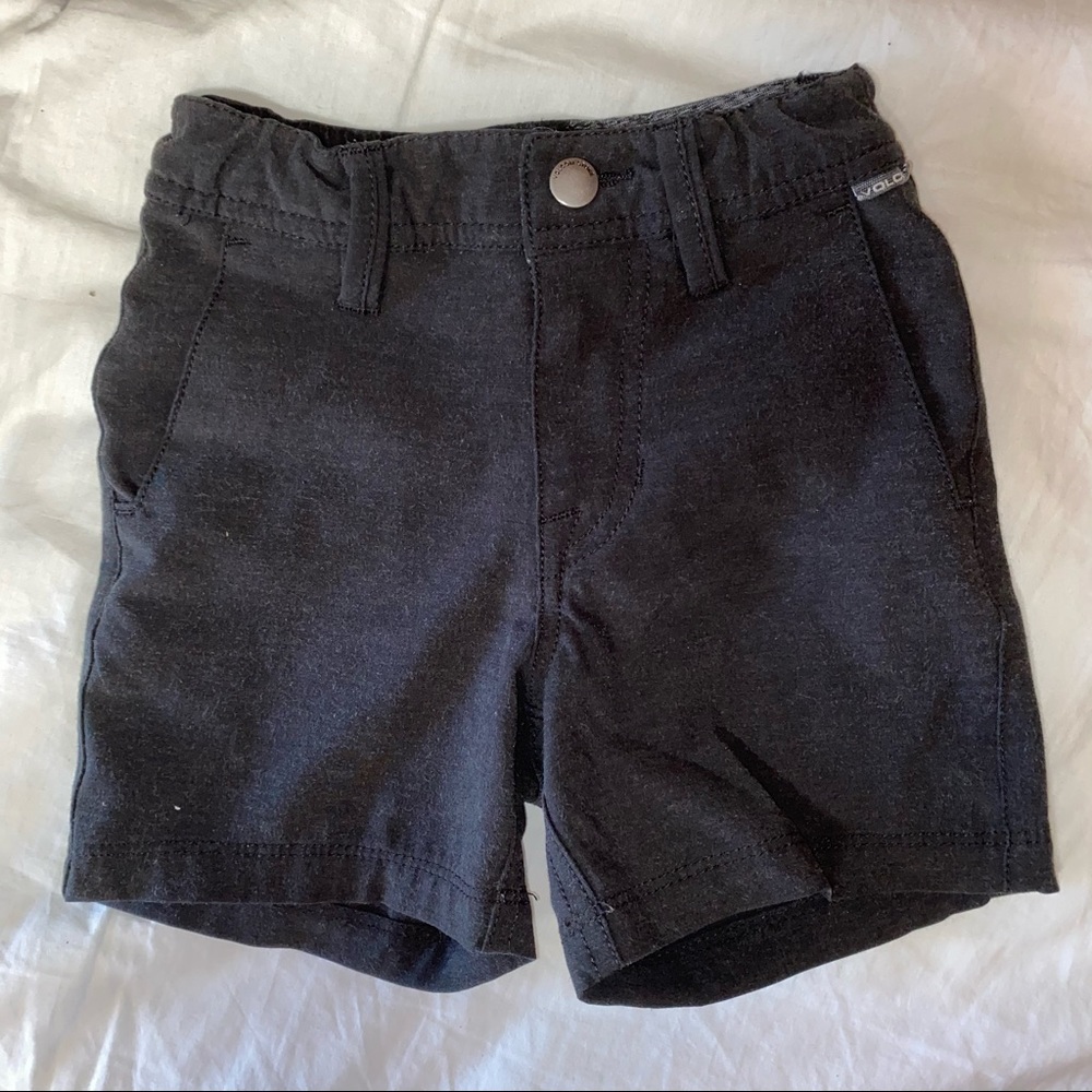 Volcom shorts